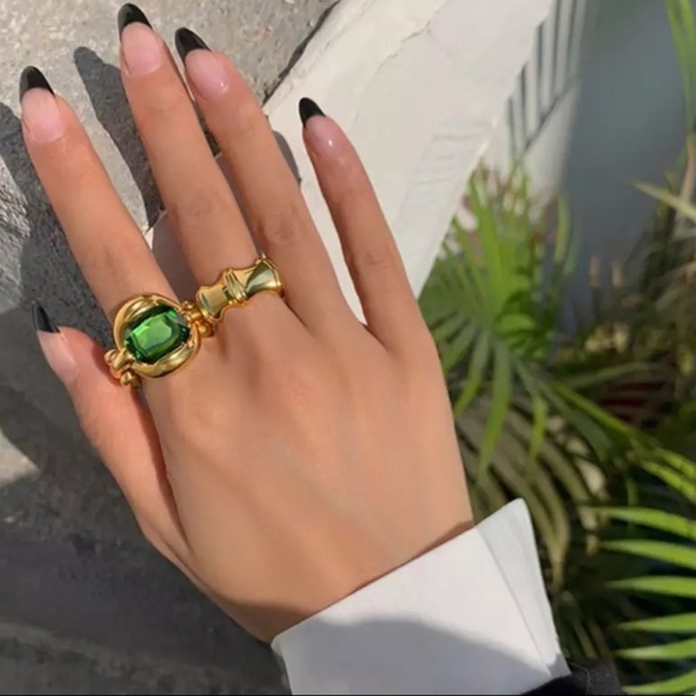 NEW Gold & Jewel Tone Chain Ring